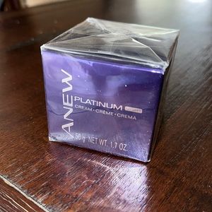 Anew Platinum Night cream